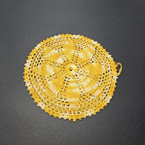 VTG Linen Table Runner Chunky Cross Stitch Tulips Doilies Repurpose For Crafts - Picture 11 of 16